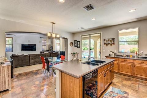2752 E Clifton Ave, Gilbert, AZ 85295 photo 6