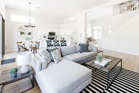 882 E Gemini Pl, Chandler, AZ 85249 photo 11