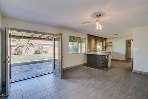 902 E Sandra Ter, Phoenix, AZ 85022 photo 7