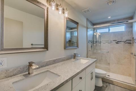 902 E Sandra Ter, Phoenix, AZ 85022 photo 6