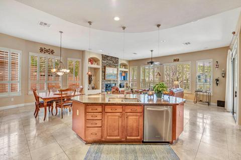 211 E Desert Wind Dr, Phoenix, AZ 85048 photo 13