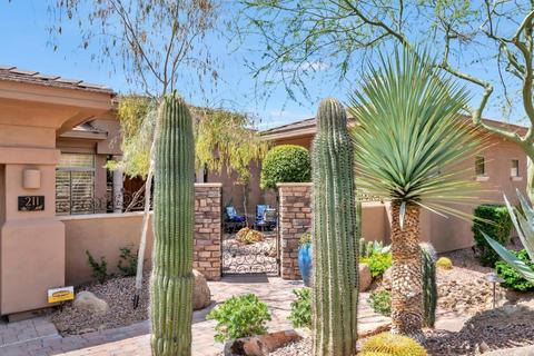 211 E Desert Wind Dr, Phoenix, AZ 85048 photo 3