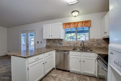 313 E Leah Ln, Gilbert, AZ 85234 photo 8