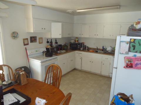 6802 W Wolf St, Phoenix, AZ 85033 photo 12