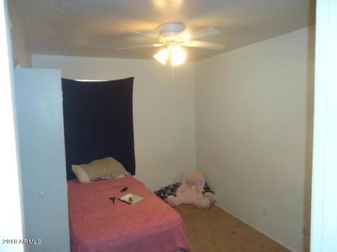 6802 W Wolf St, Phoenix, AZ 85033 photo 8