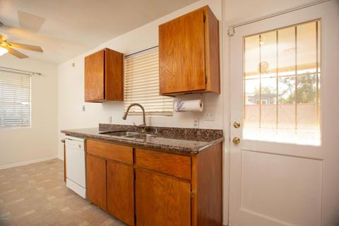 2320 W Mitchell Dr, Phoenix, AZ 85015 photo 8