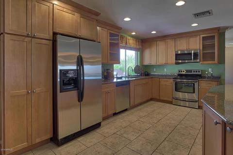2015 E Vista Ave E, Phoenix, AZ 85020 photo 10