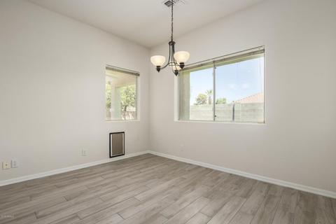 2132 E Laurel St, Mesa, AZ 85213 photo 9