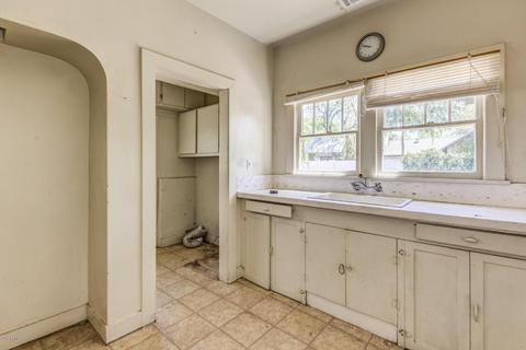 38 W Medlock Dr, Phoenix, AZ 85013 photo 9