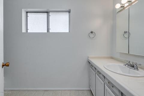 2031 E Cairo Dr, Tempe, AZ 85282 photo 17