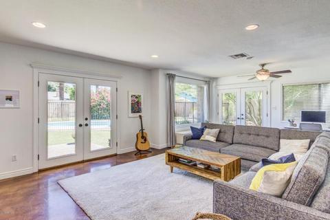 808 E Desert Park Ln, Phoenix, AZ 85020 photo 5