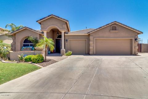 1829 S Cole Dr, Gilbert, AZ 85295 photo 1