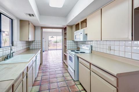 6541 N 36th St, Phoenix, AZ 85018 photo 13