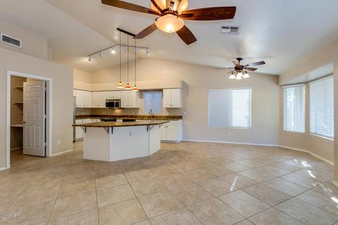 2540 E Taro Ln, Phoenix, AZ 85050 photo 22