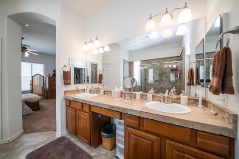 2745 E Blue Spruce Ln, Gilbert, AZ 85298 photo 27