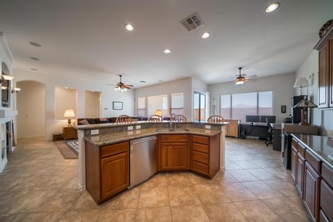2745 E Blue Spruce Ln, Gilbert, AZ 85298 photo 12