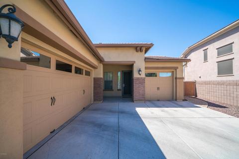 2745 E Blue Spruce Ln, Gilbert, AZ 85298 photo 3