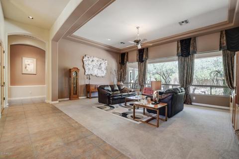 328 E Hampton Ln, Gilbert, AZ 85295 photo 5