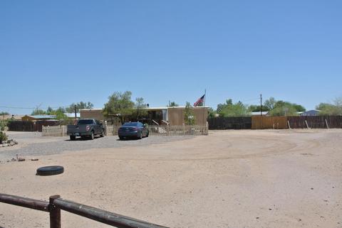 727 E Southern Ave, Apache Junction, AZ 85119 photo 2