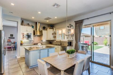 1160 E Kingbird Dr, Gilbert, AZ 85297 photo 7