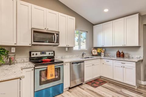 1061 E Indigo St, Mesa, AZ 85203 photo 6