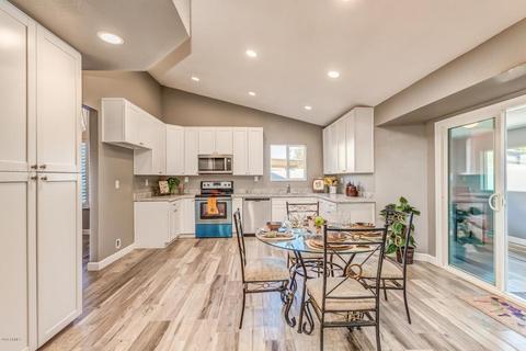 1061 E Indigo St, Mesa, AZ 85203 photo 8