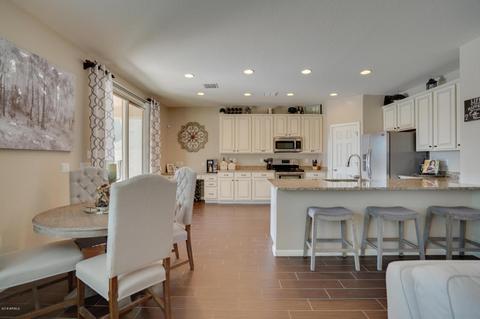3547 E Peartree Ln, Gilbert, AZ 85298 photo 9