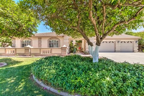 4135 E Fox St, Mesa, AZ 85205 photo 1