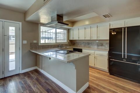 3302 W Echo Ln, Phoenix, AZ 85051 photo 9