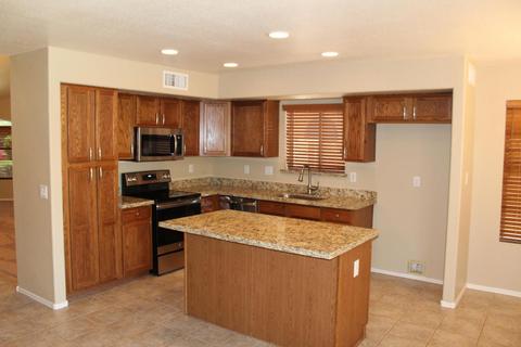 653 E Kyle Dr, Gilbert, AZ 85296 photo 5