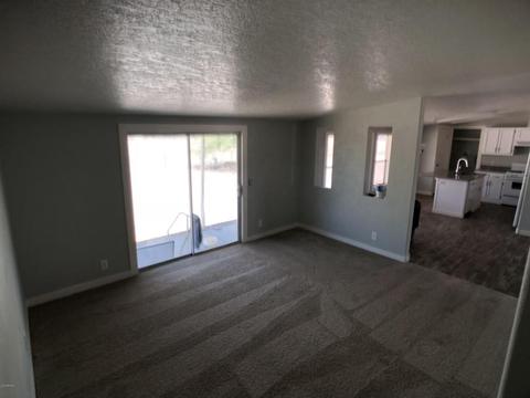 979 N Monterey Dr, Apache Junction, AZ 85120 photo 4