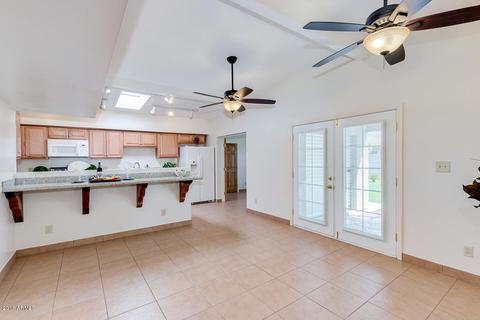 812 E Campus Dr, Tempe, AZ 85282 photo 11