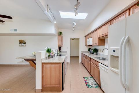 812 E Campus Dr, Tempe, AZ 85282 photo 13