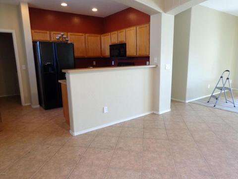 1503 E Gary Way, Phoenix, AZ 85042 photo 2