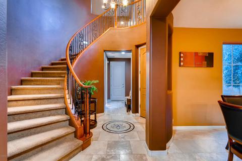 3933 E Half Hitch Pl, Phoenix, AZ 85050 photo 9