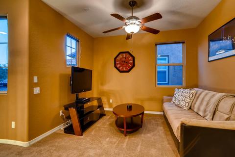 3933 E Half Hitch Pl, Phoenix, AZ 85050 photo 29