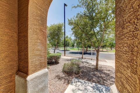 3597 S Weaver Cir E, Gilbert, AZ 85297 photo 4