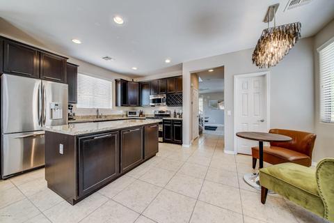 3597 S Weaver Cir E, Gilbert, AZ 85297 photo 11