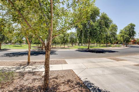 3597 S Weaver Cir E, Gilbert, AZ 85297 photo 3