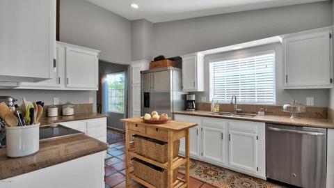 3850 E Whitney Ln, Phoenix, AZ 85032 photo 7