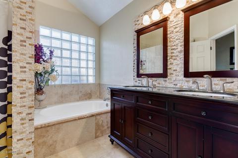 1248 E Glenhaven Dr, Phoenix, AZ 85048 photo 9