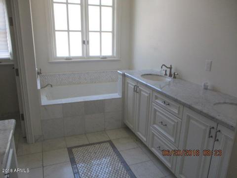 8042 N 11th Ave, Phoenix, AZ 85021 photo 9