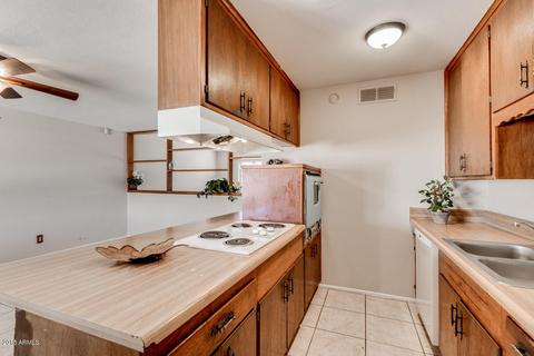 6301 N 41st Dr, Phoenix, AZ 85019 photo 5