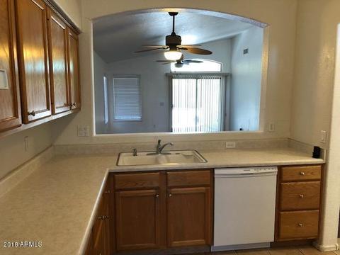 3105 E Desert Ln, Gilbert, AZ 85234 photo 7
