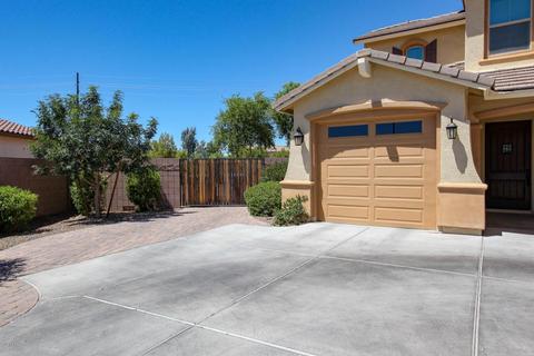 2598 E Penedes Dr, Gilbert, AZ 85298 photo 4