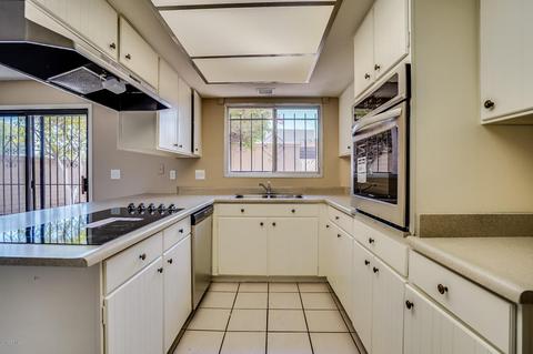 2864 E Clarendon Ave, Phoenix, AZ 85016 photo 5