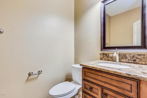 3608 E Larson Ln, Gilbert, AZ 85295 photo 4