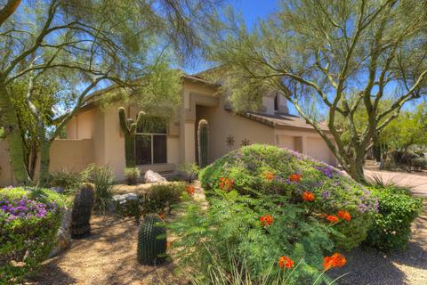 4571 E Ramuda Dr, Phoenix, AZ 85050 photo 1