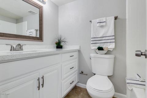 1449 E Highland Ave #13, Phoenix, AZ 85014 photo 14