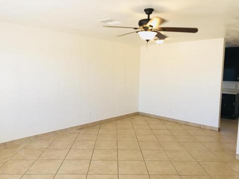4233 N 48th Dr, Phoenix, AZ 85031 photo 5